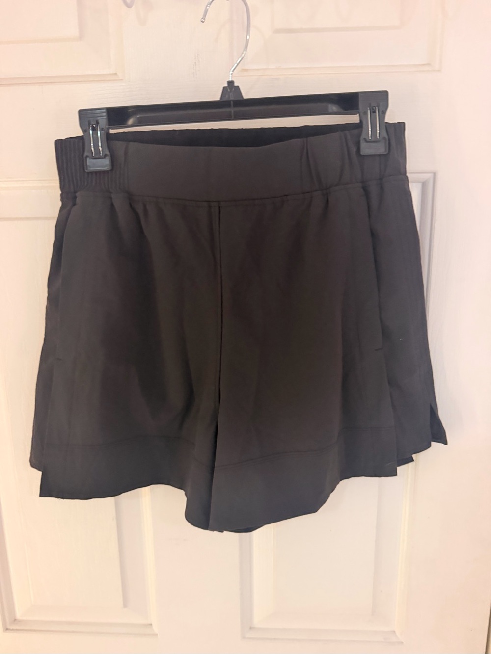 Lululemon Stretch Woven High-Rise Shorts Women’s Medium Excellent Condition